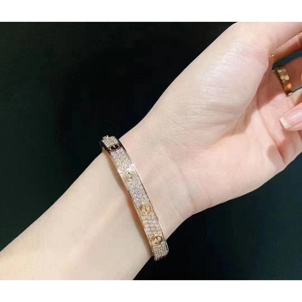 Cartier love bracelet hot sale saudi gold