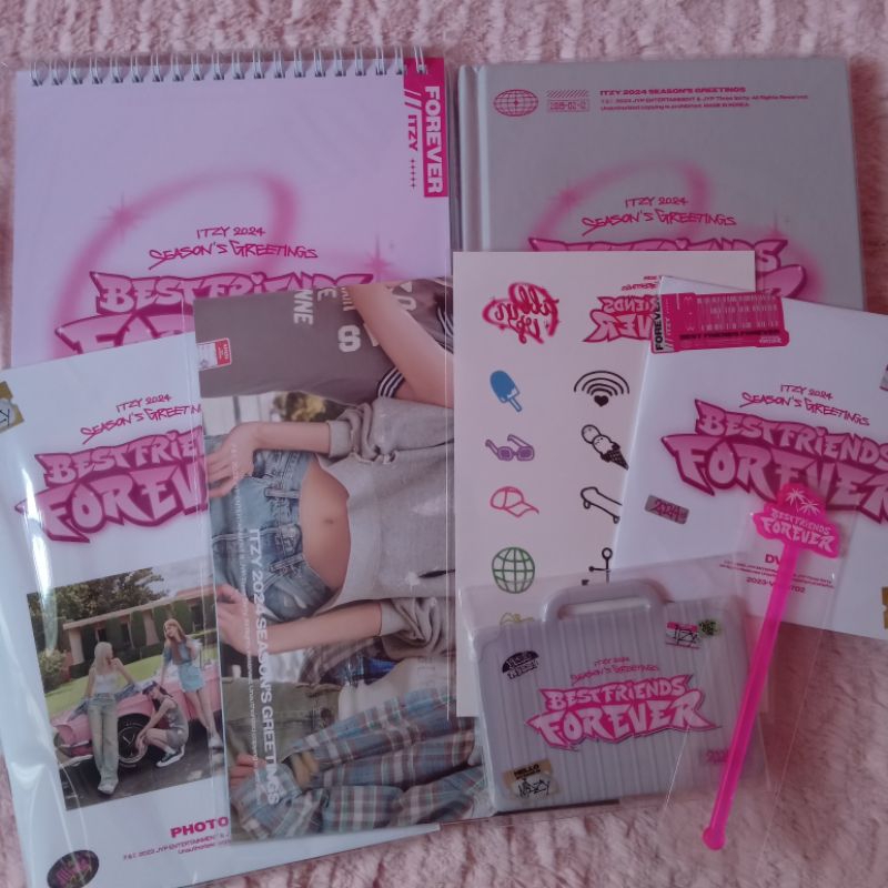 [ONHAND] ITZY 2024 SEASON'S GREETINGS BESTFRIENDS FOREVER DESK CALENDAR DIARY TINGI INCLUSIONS