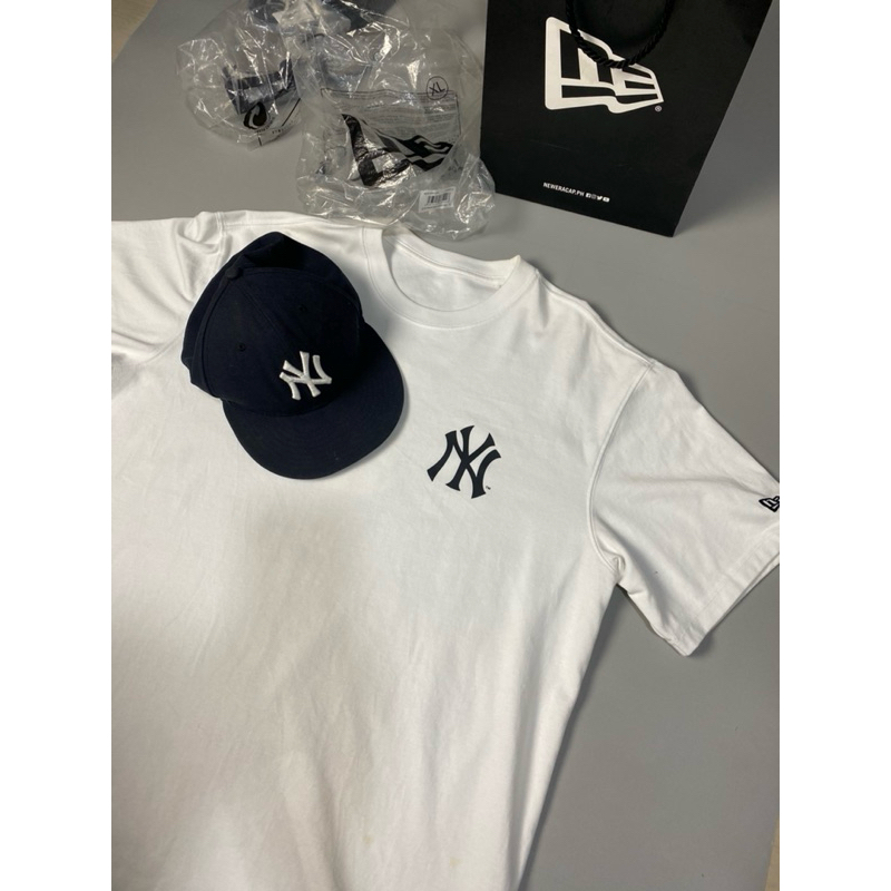MLB® x New Era® New York Yankees Ice Cream Tee. (Pack with New Era Cap