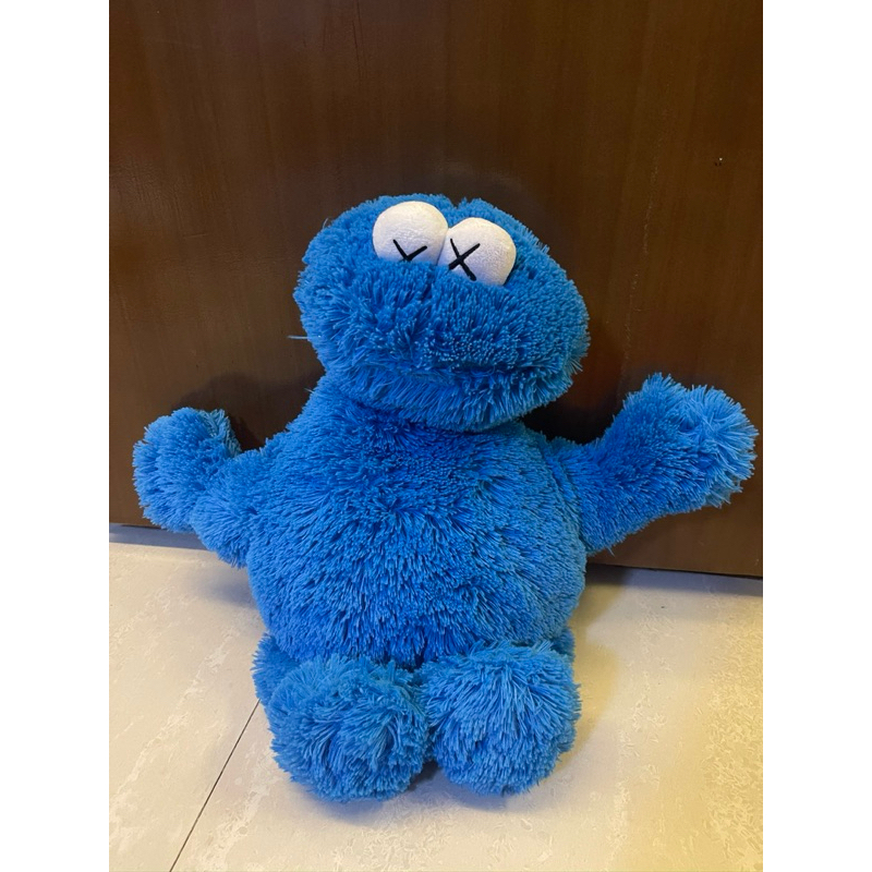 Uniqlo cookie monster stufftoy Shopee Philippines