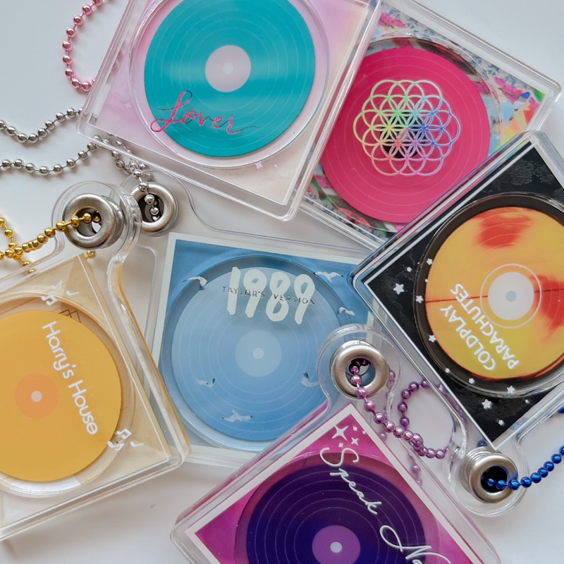 Ben and Bart Mini Retro Vinyl Keychains | Shopee Philippines
