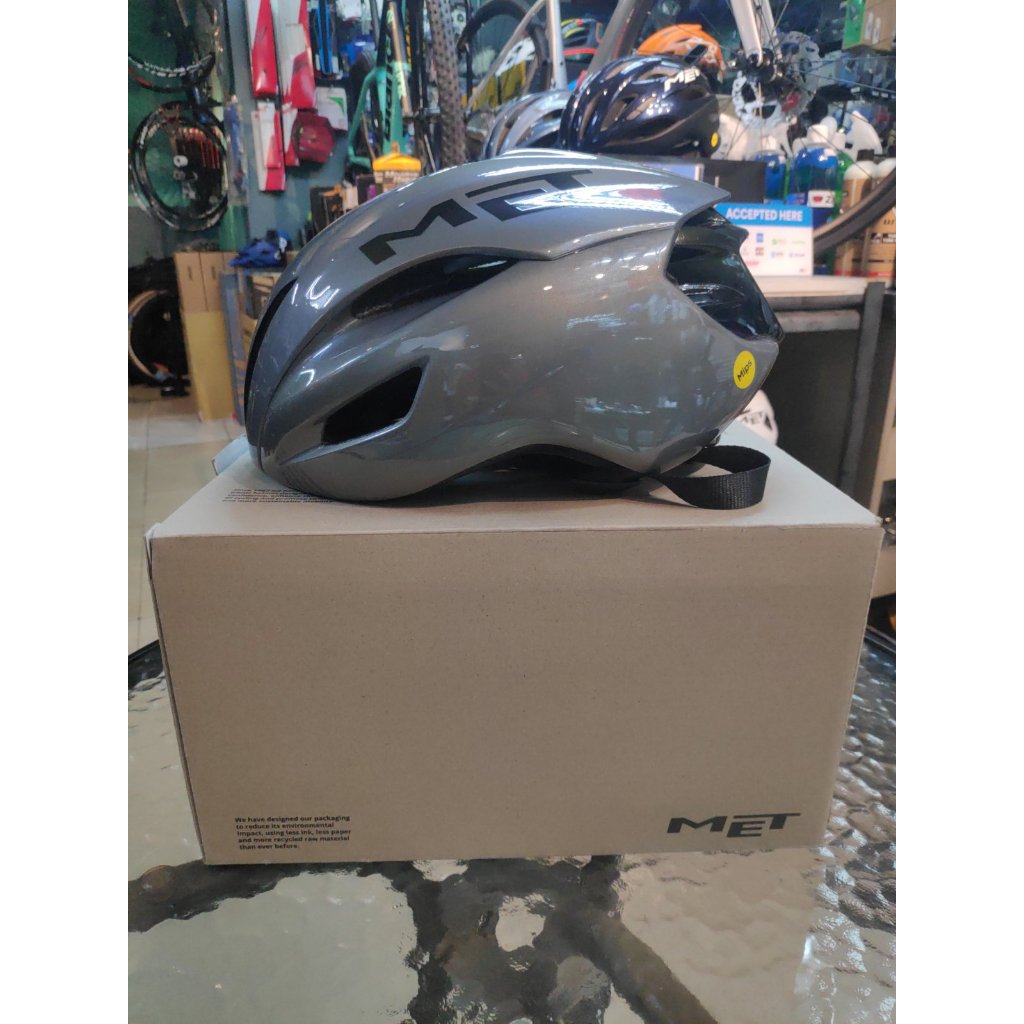 Met manta road helmet 2019 sale