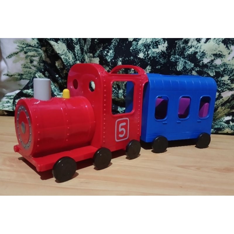 Peppa Pig Miss Rabbit's Train Set | Shopee Philippines
