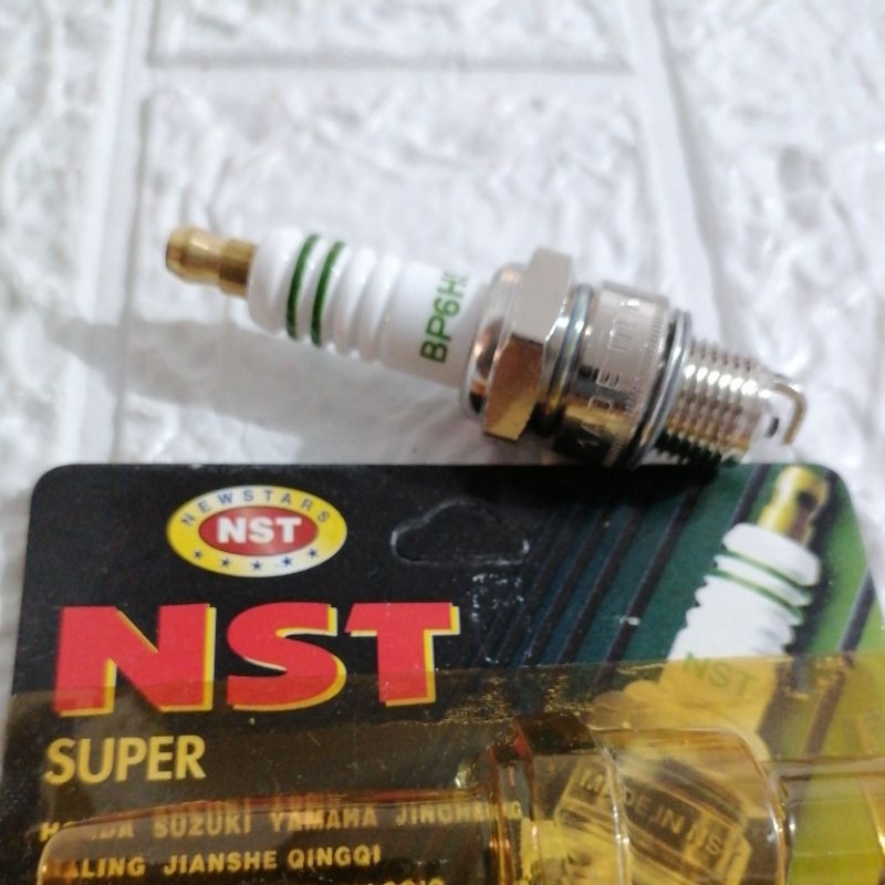 NST SPARK PLUG Honda Dio JOG SYM JET 100 HD3 B120 KMX125 DT175 RS100 ...