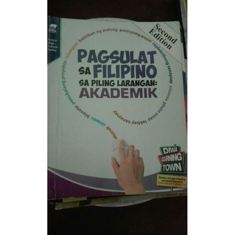 Pagsulat sa Pilipino sa Piling Larangan: Akademik | Shopee Philippines