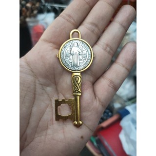 St Benedict Key (Susi) | Shopee Philippines