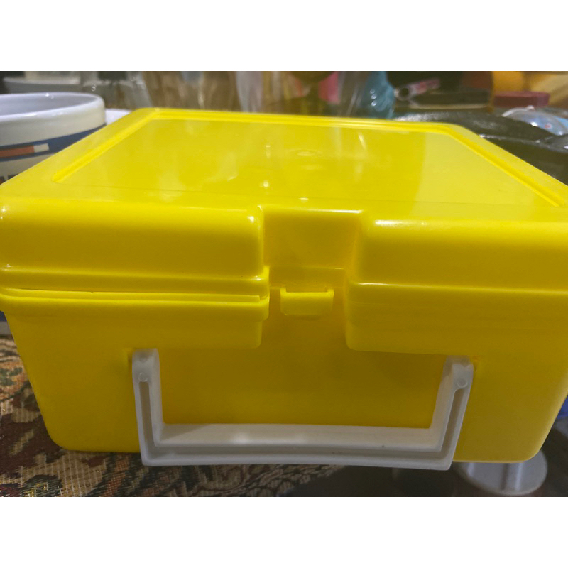 Lunch bag with lunch box and thumber for kids from Japan | Shopee ...