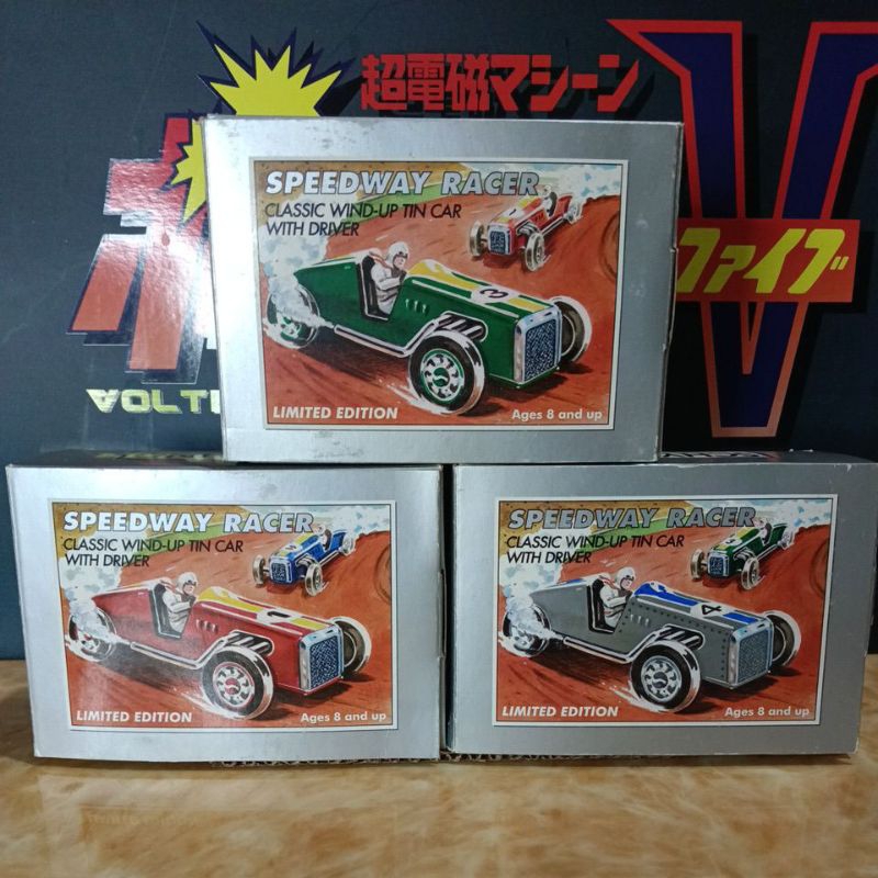 Schylling Speedway Racer Classic Wind-Up Tin Toy Car with Driver ...