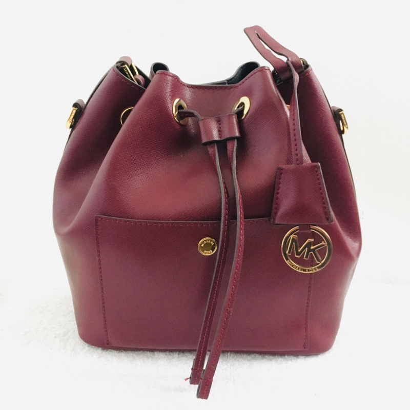 Md bucket bag clearance mk