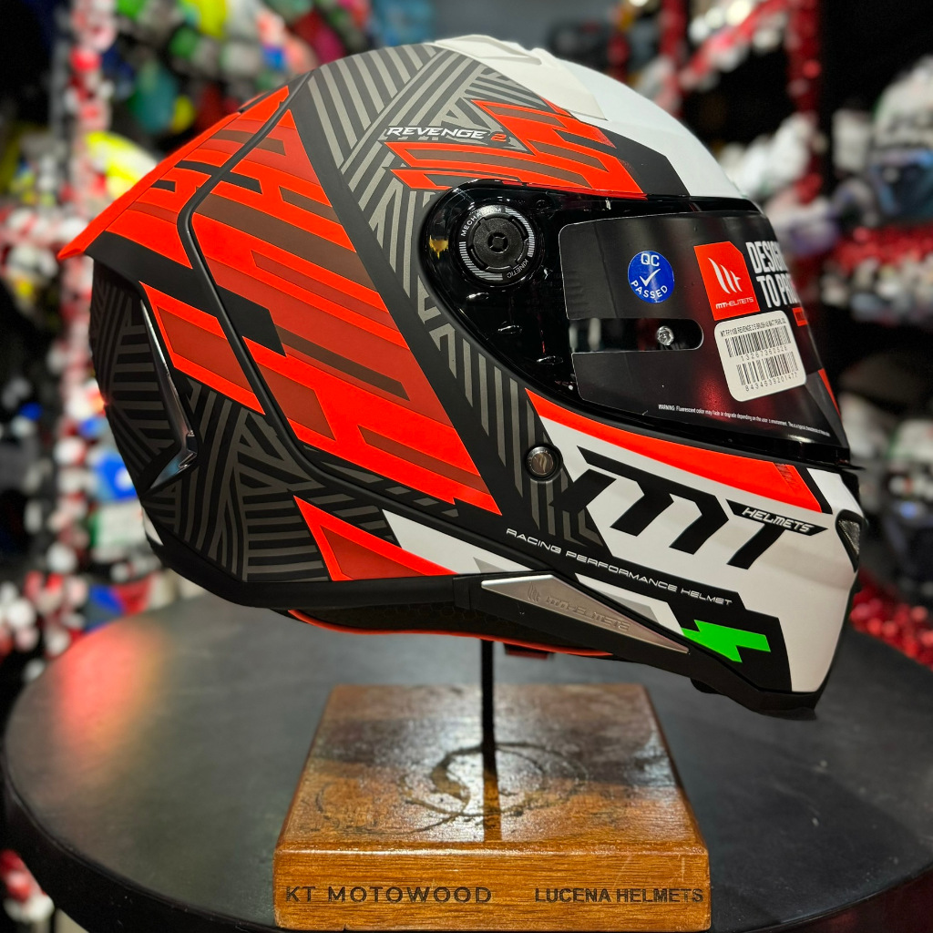 MT Helmet Revenge 2 Full Face Single Visor w/ Free Extra Clear Visor ...