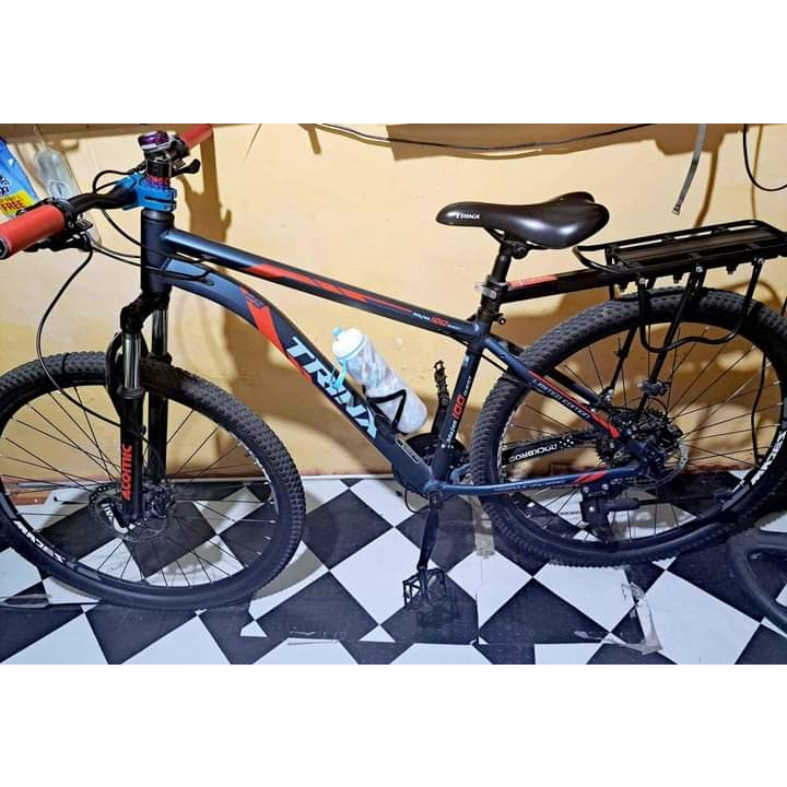 Trinx d700 best sale quest 29er