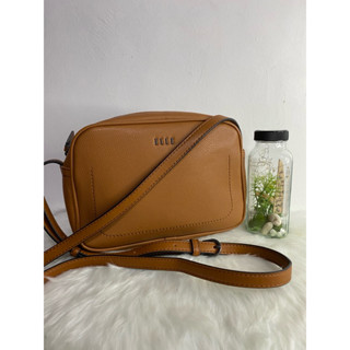 Elle discount handbags 2019