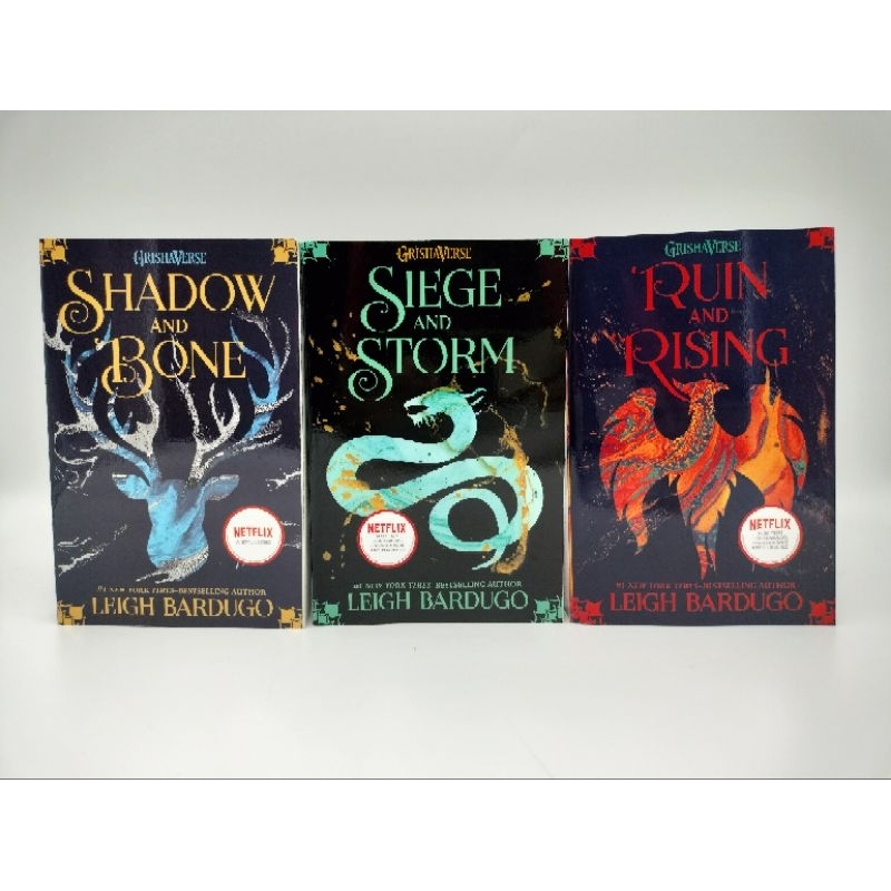 Shadow and Bone Trilogy (Grisha Trilogy) by Leigh Bardugo | Shopee ...