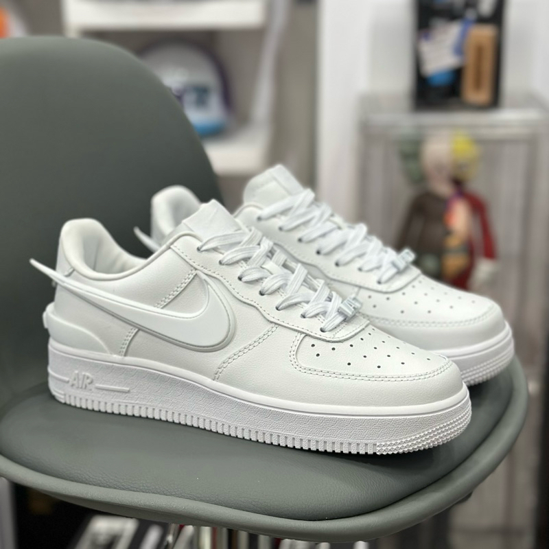 Air force 1 triple white philippines best sale