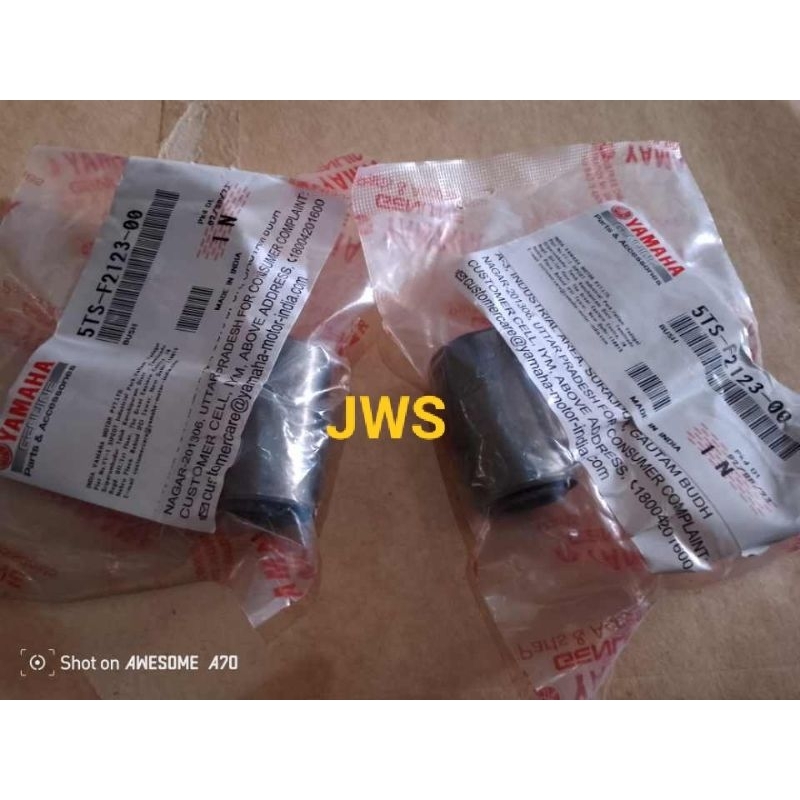 Swing Arm Bushing for Ytx 125 Yamaha Genuine Parts . Sold by 2pcs