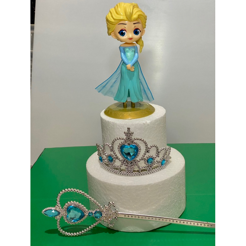 Elsa Frozen cake topper with crown/wand and cupcake toppers Shopee