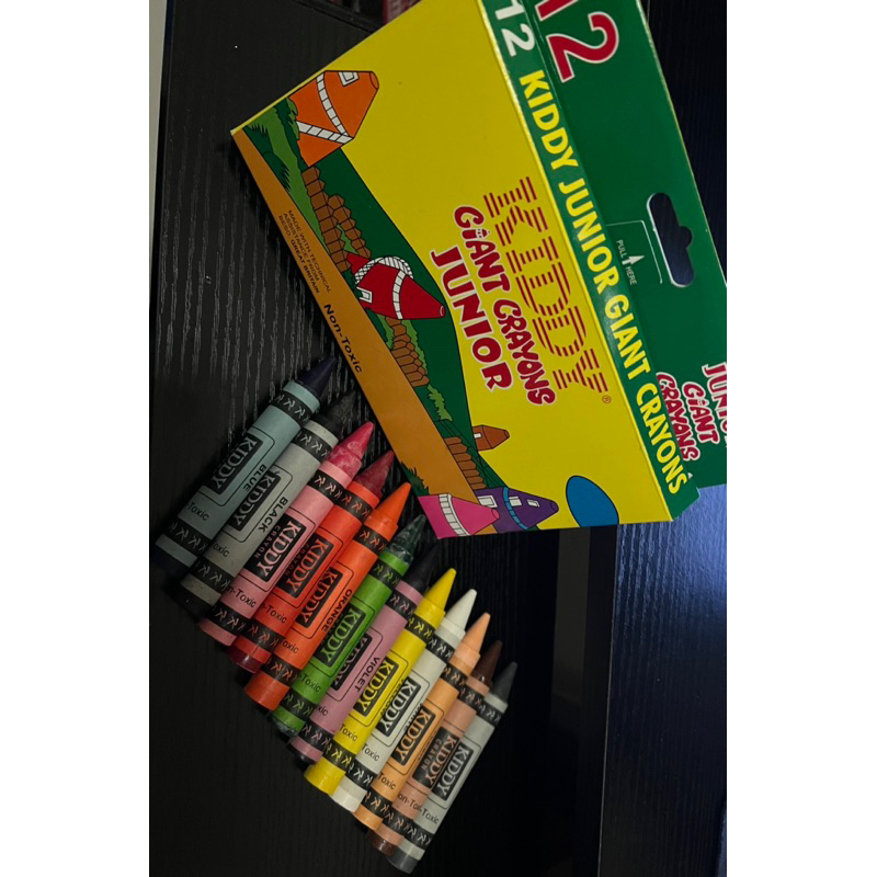 Junior Crayons 12 Brilliant Colors & Giant Crayons NonToxic Crayons