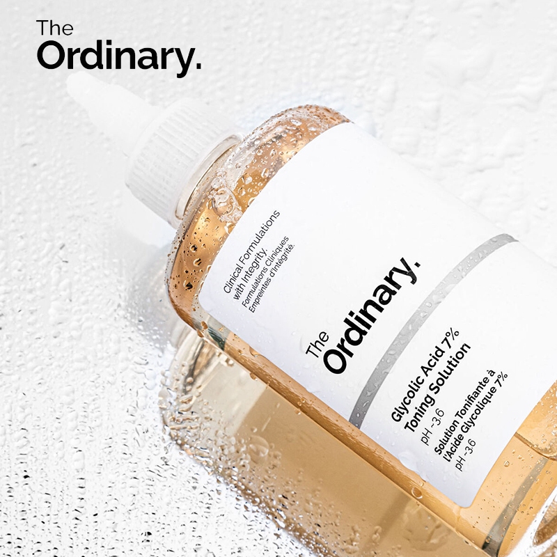 The Ordinary Glycolic Acid 7 Toning Solution smooths skin texture