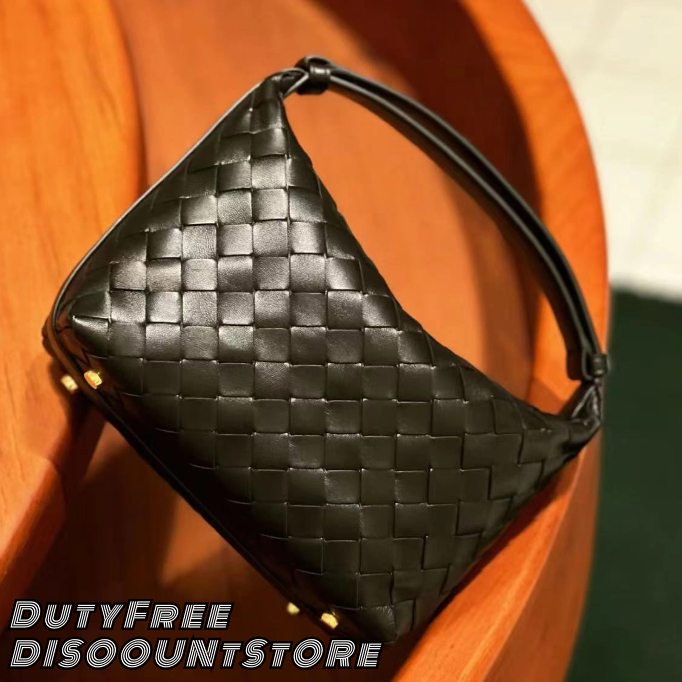 Bottega veneta ladies online bag