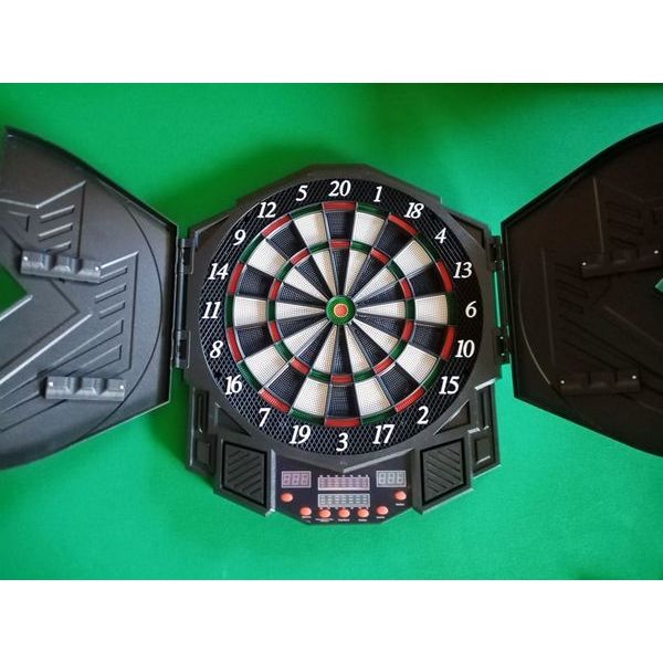 WJ 300 Automatic Scoring dart board with free 4 sets of soft tip dart