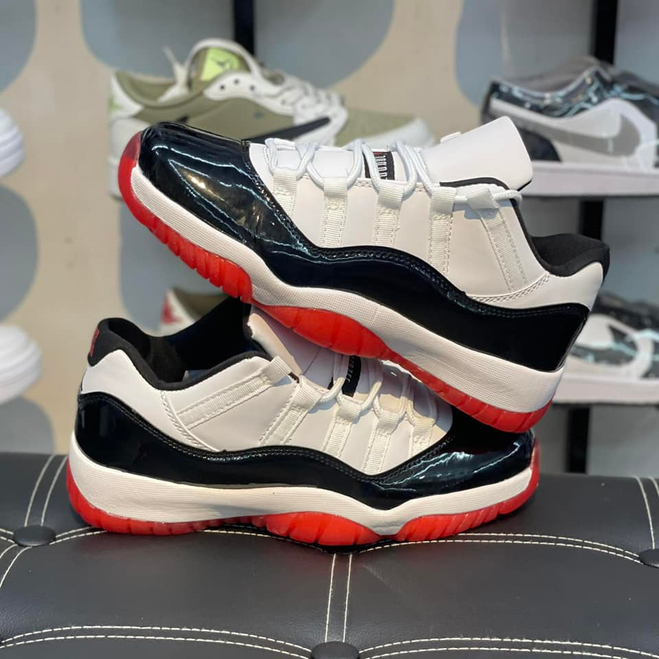 Jordan 11 low outlet box