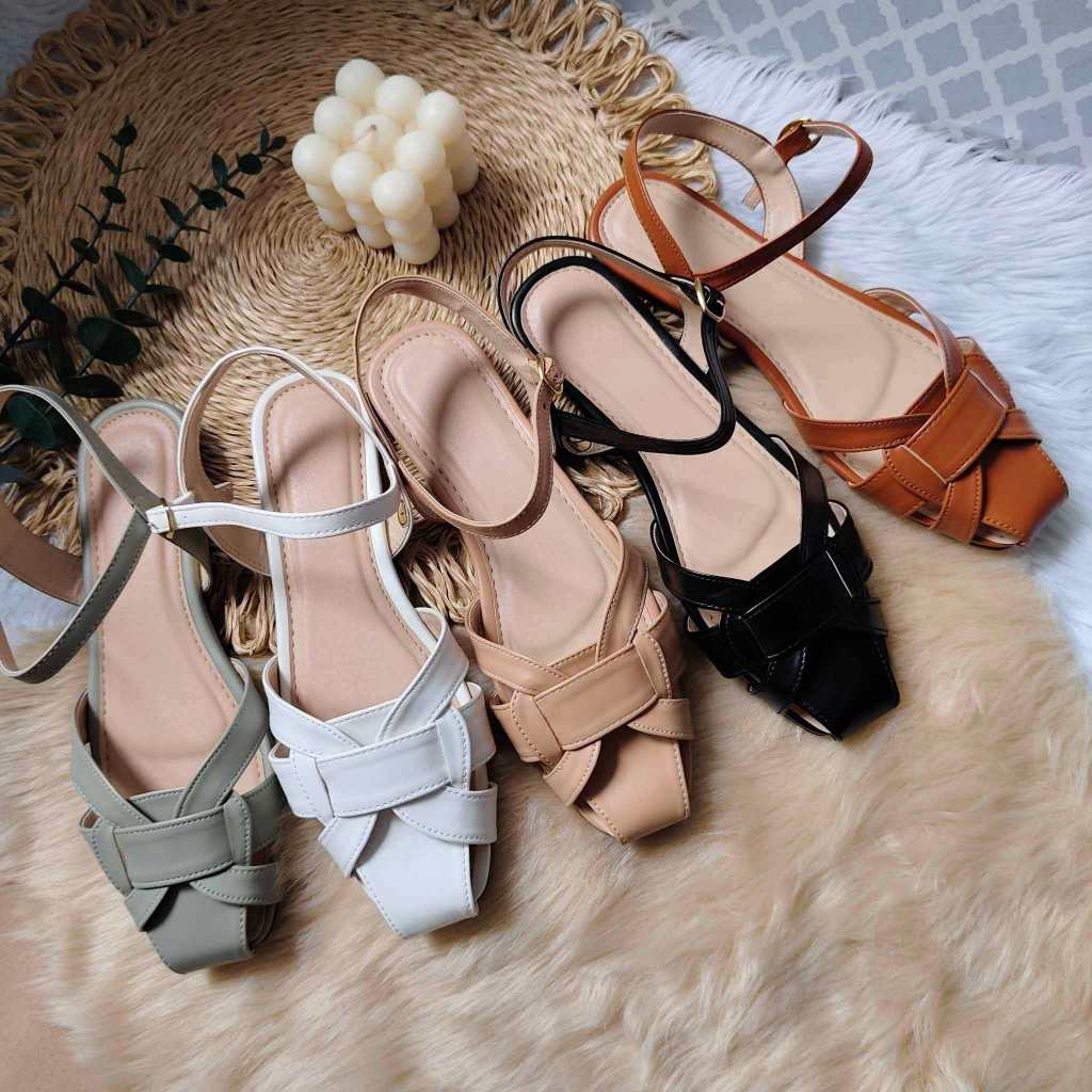 Occasion flat sandals clearance