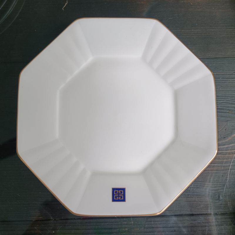 Givenchy cake plates and deep plate | Shopee Philippines