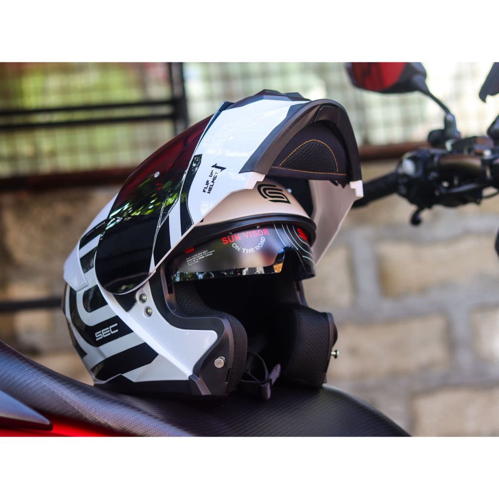 SEC HELMET PILOT BRAND WHITE BLACK DUAL VISOR WITH FREE CLEAR LENS | Shopee  Philippines