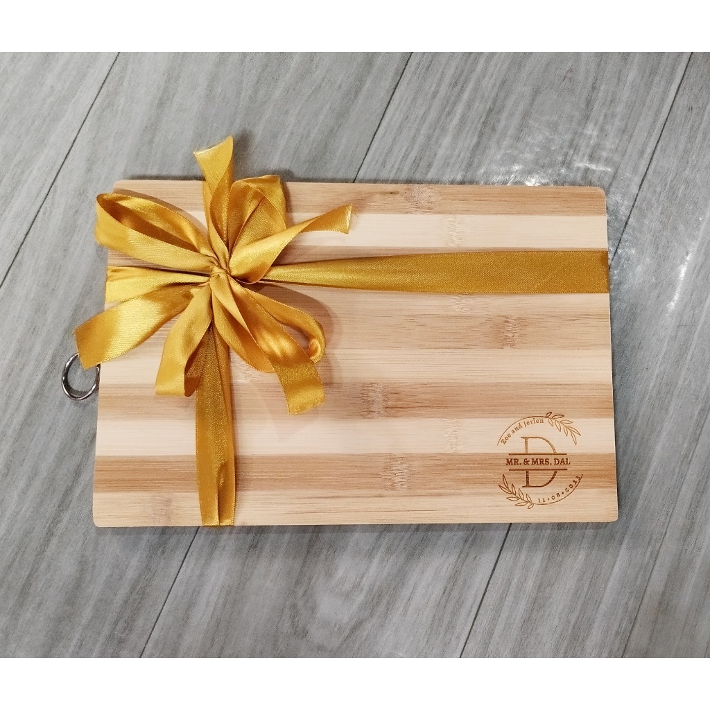 Free Photo  Gold ribbon on wood board