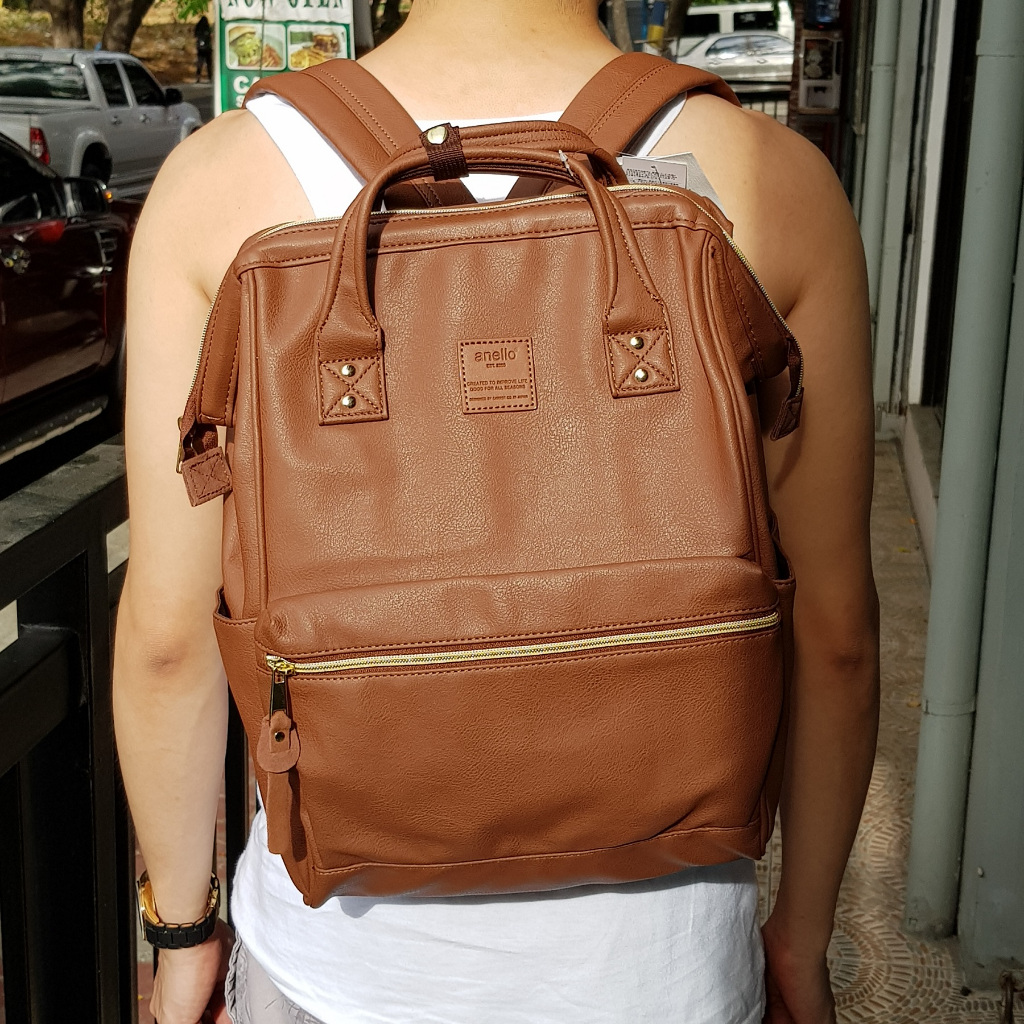 Anello hinged store clasp backpack