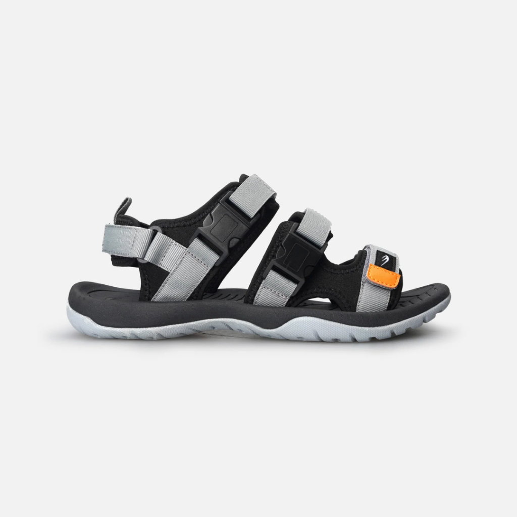 Trekking sandals world balance sales