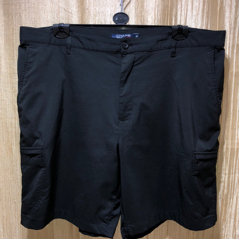 CHAPS GOLF MEN'S GOLF 6 POCKETS SHORT BOTH SIDE ZIPP POCKET COLOR BLACK WAISTLINE SIZE 42 100