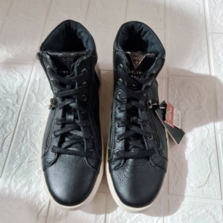 Guess shoes size on sale 5