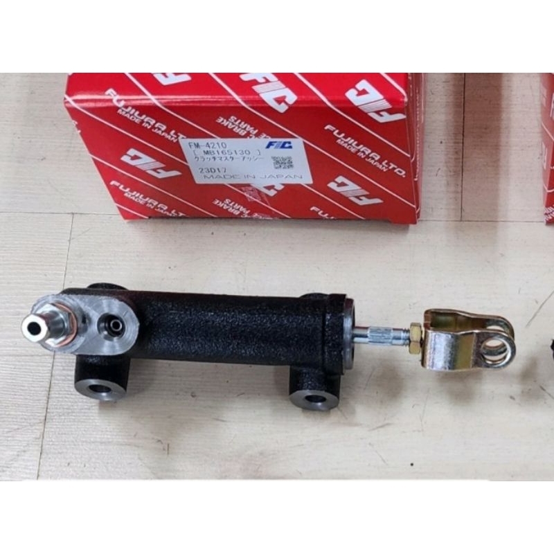 Clutch Master Assembly Mitsubishi L300 (MB555145) Made in Japan