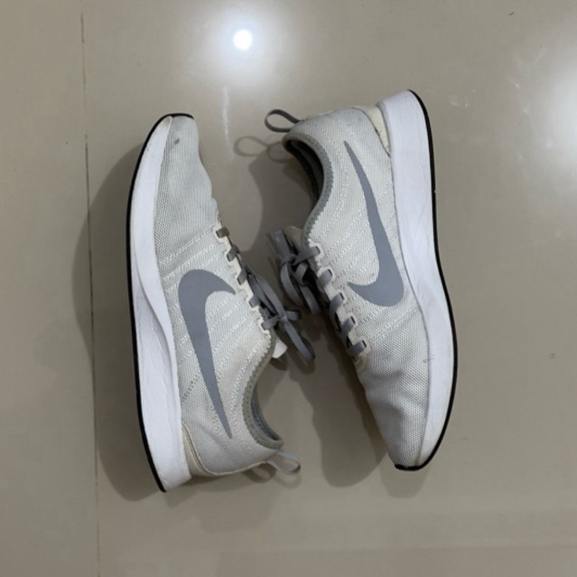 Nike dualtone racer wolf hot sale grey