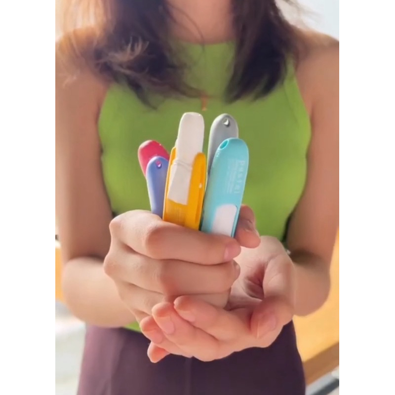 Yoomi Finds | 2-in-1 Pastel Translucent Pocket Inhaler | Shopee Philippines