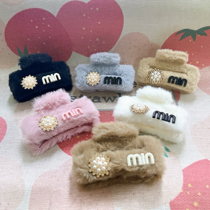 Korean Soft Furry Hair Claws Faux Fur Hair Clip Big Clamps Sweet Plush ...