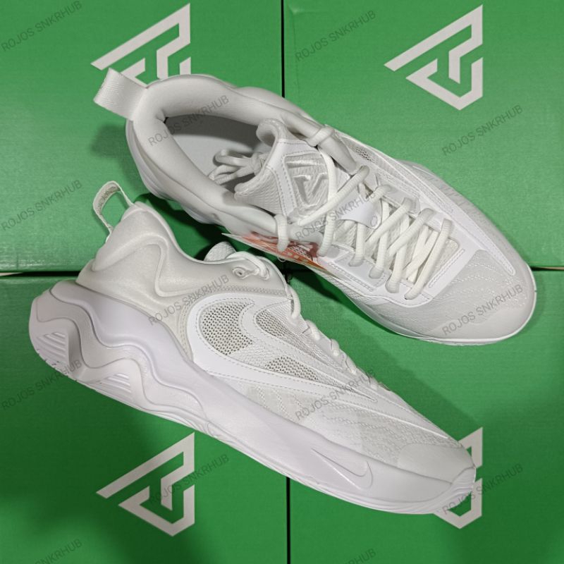 Nike Giannis Immortality 3 Triple White