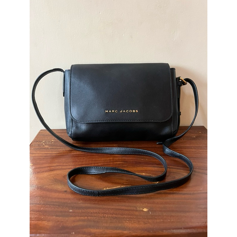 MARC JACOBS COMMUTER MEDIUM BLACK LEATHER CROSSBODY BAG