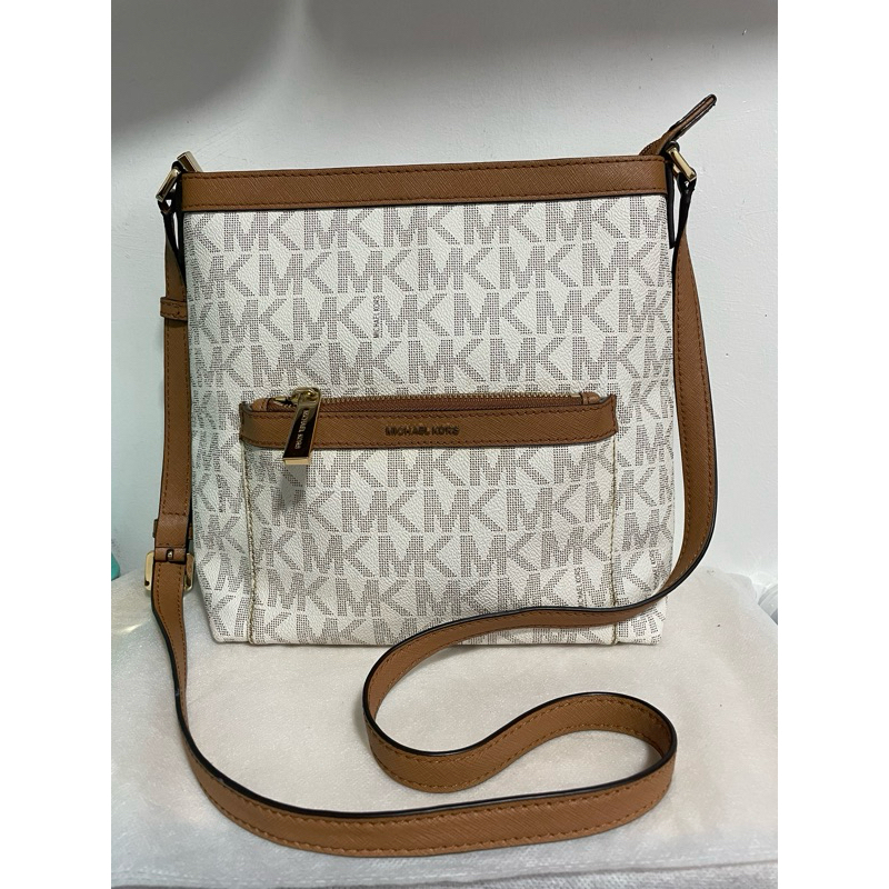 Authentic preloved bags in philippines clearance