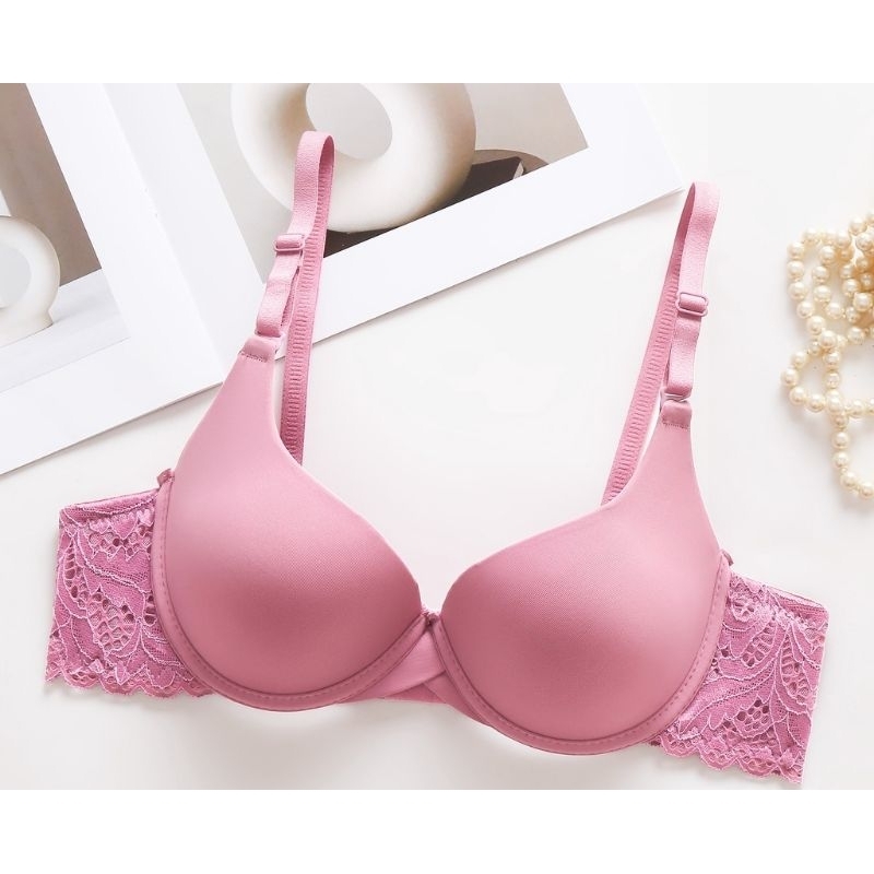 Regular cap size bra Soft cap Semi push up Triumph bra plain lace side ...