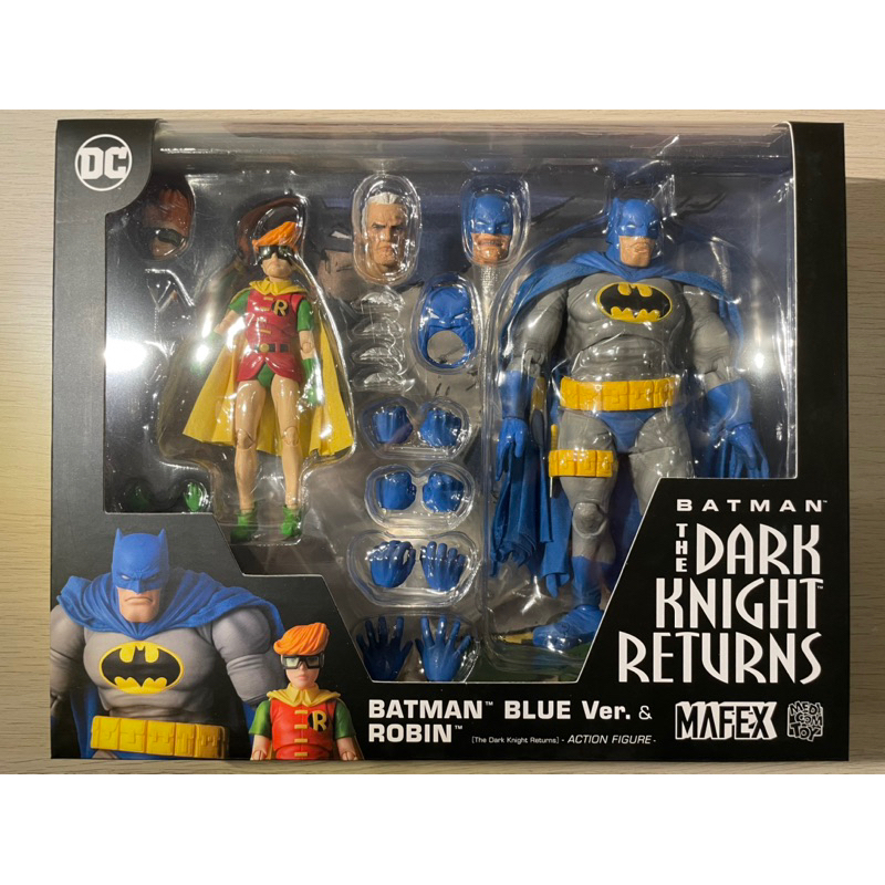 MAFEX No. 139 TDKR Batman Blue Ver. & Robin (The Dark Knight Returns ...