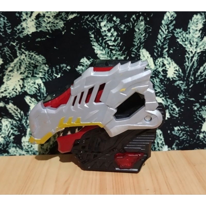 POWER RANGERS DINO Fury Morpher Chromafury Säbel Schwert mit Licht Sounds EUR 23,24 - DE