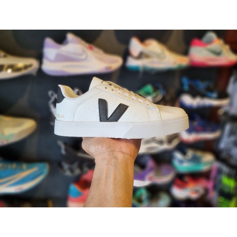 New Veja Campos Classic White Shoes. | Shopee Philippines