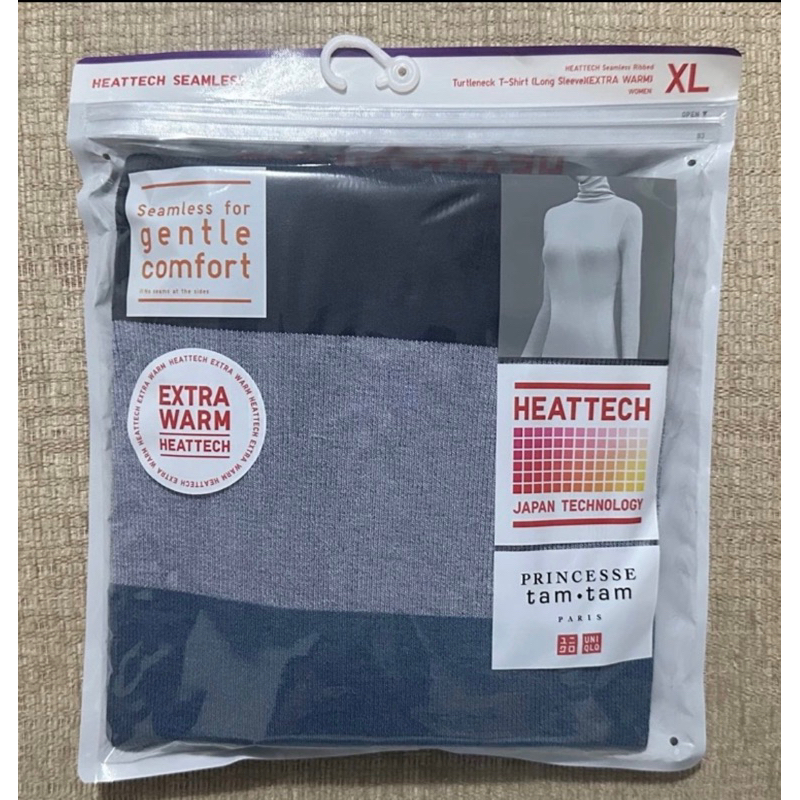 HEATTECH Extra Warm Seamless Ribbed Turtleneck Long Sleeve T-Shirt