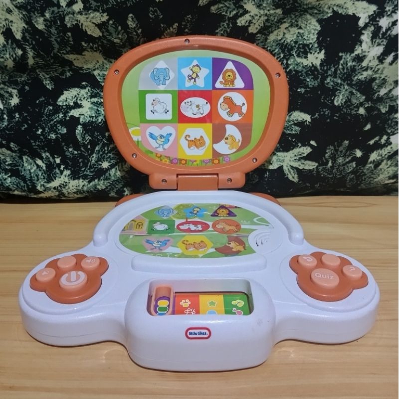 Little tikes push and play hot sale bear laptop