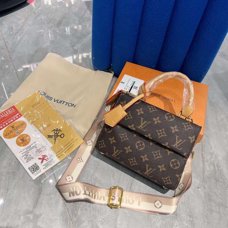 Harga sling bag louis vuitton outlet original