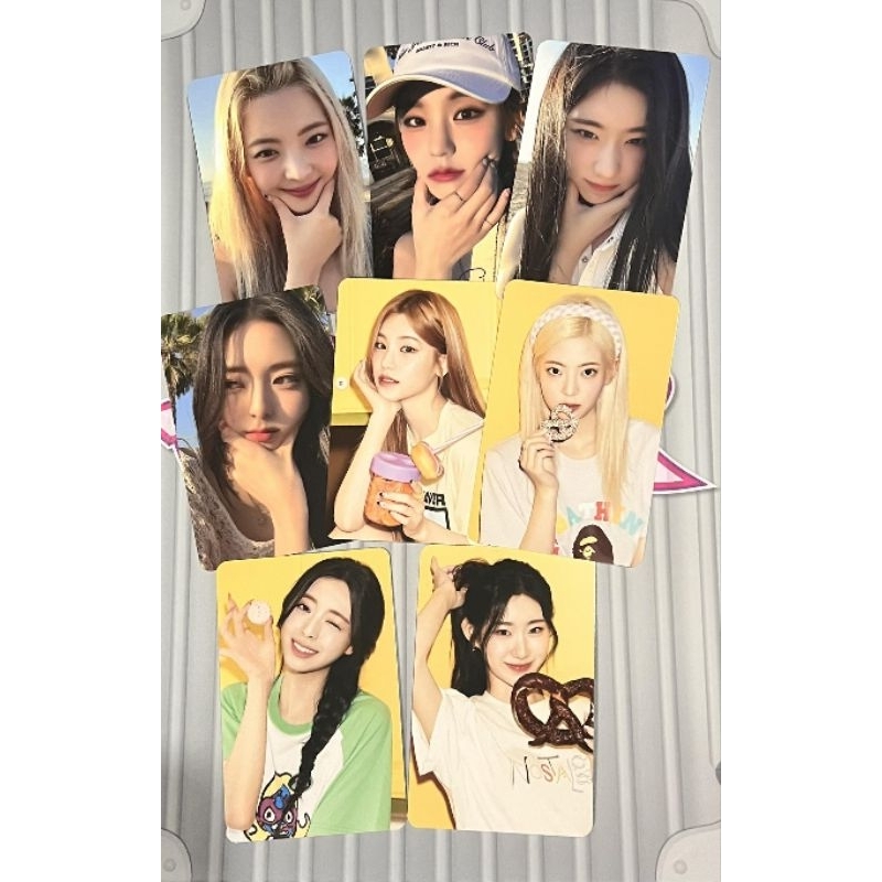 ITZY SEASON'S GREETINGS 2024 PHOTOCARDS Shopee Philippines