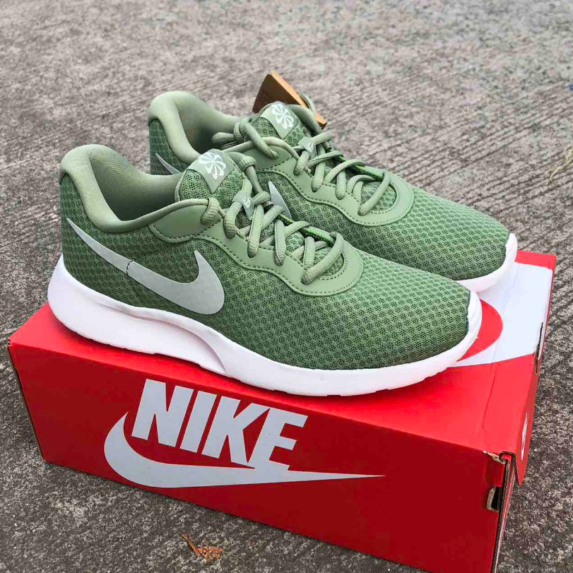 ORIGINAL NI KE TANJUN OIL GREEN MEN RUNNING SHOES DV7775 300