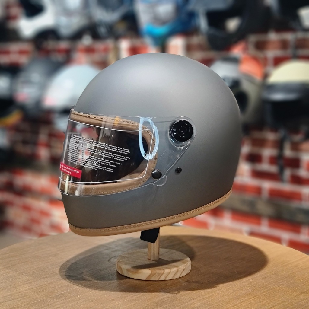 The Retro Helmet Lab | Thompson R1 | Vintage Classic Retro Full Face ...